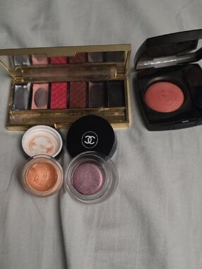 CHANEL Cream Eyeshadow Duo - Peach & Lavender Shimmer
